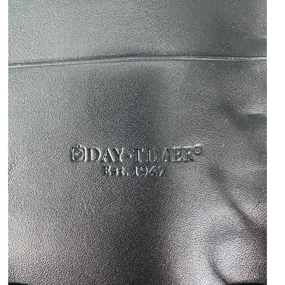 Day-Timer Black Leather 9" Spiral Day Planner Binder Snap Closure Classic - Picture 5 of 13